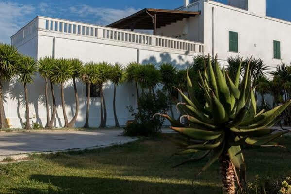 Tenuta Barco Di Emara Pulsano Exterior foto